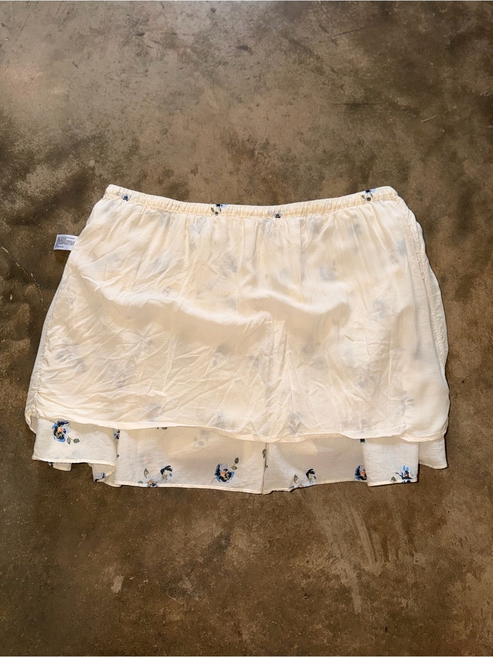 Universal Thread White Blue Floral Tiered Ruffle Mini Skirt Large - Picture 7 of 10